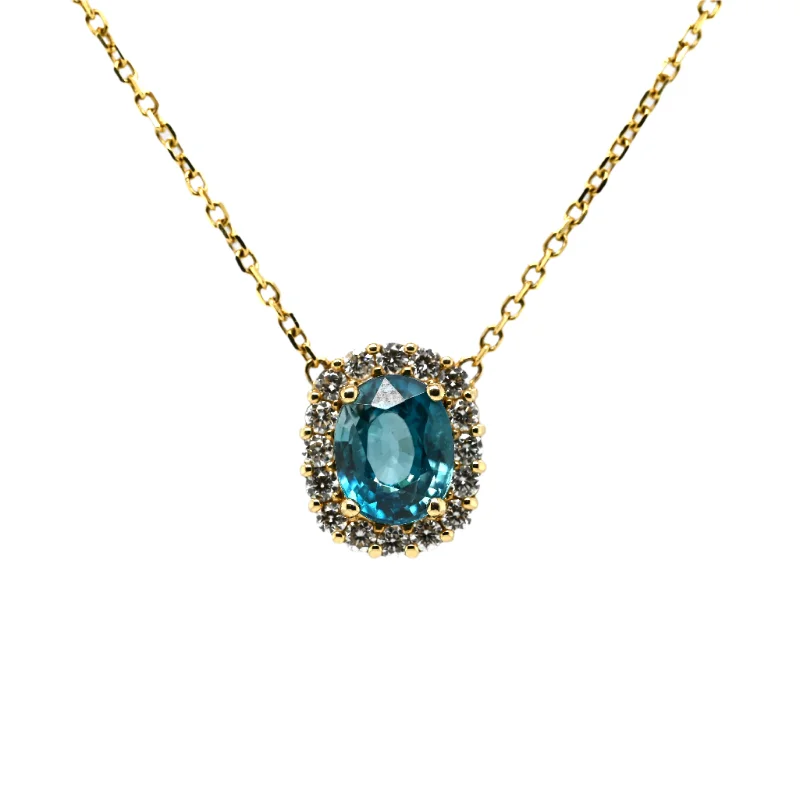 Vintage-inspired choker necklaces -4.90CT BLUE ZIRCON CUSTOM DIAMOND PENDANT